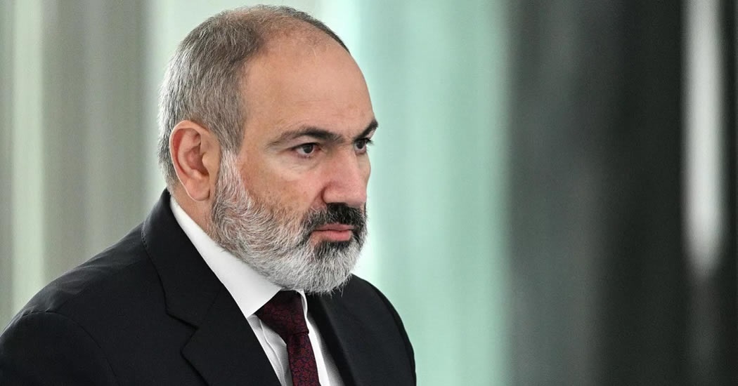 Никол Пашинян стал первым за 15 лет лидером Армении, посетившим Турцию