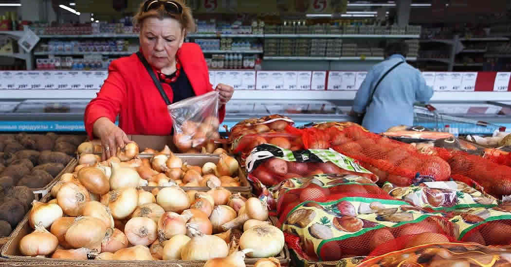 ФАС обвинила в росте цен на овощи «Магнит» и «Пятерочку»
