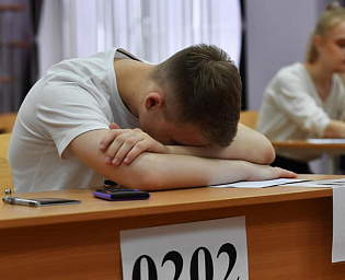  Больше половины россиян выступили против ЕГЭ в школах
