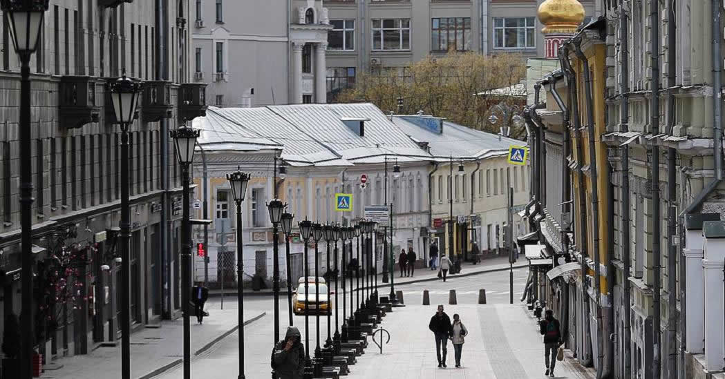 Власти Москвы назвали условие жестких ограничений по коронавирусу