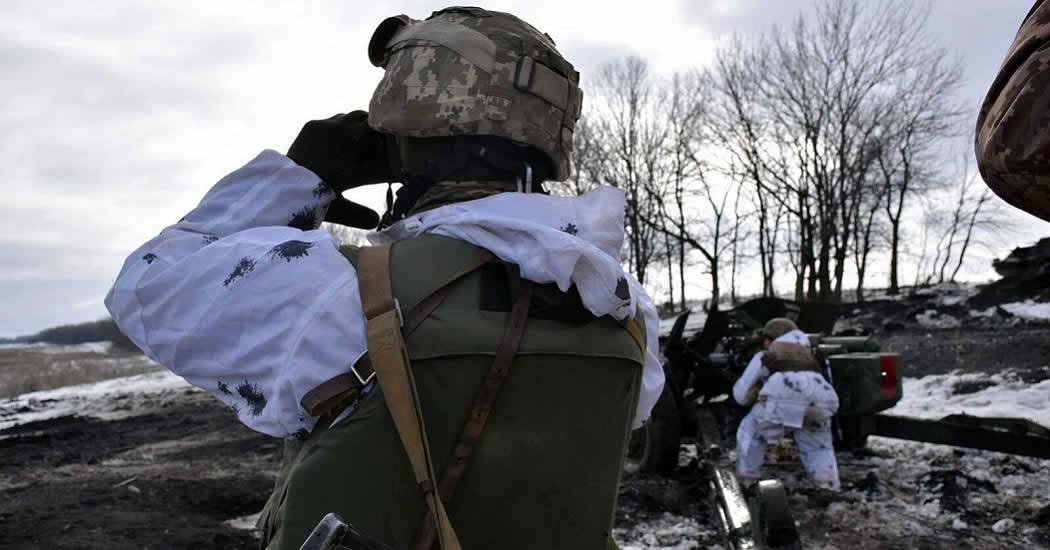В Киеве заявили, что не видят оснований для "вторжения" России на Украину