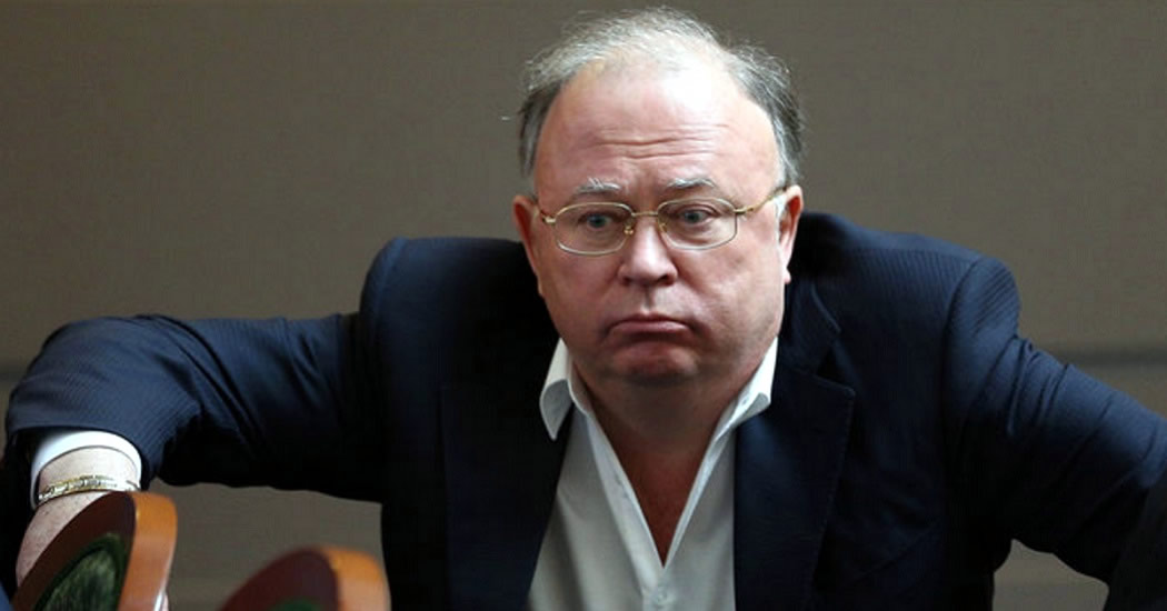 Журналист Караулов сообщил об обыске в его доме по заявлению Чемезова