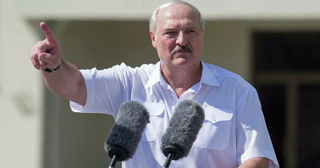 Лукашенко приказал без предупреждения сбивать самолеты нарушителей границы