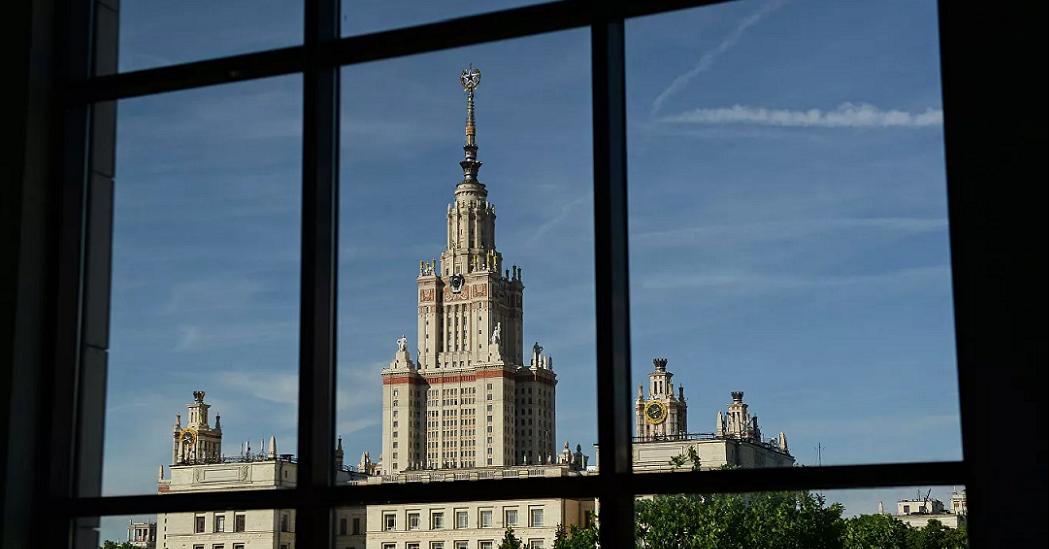 Пушков назвал цель украинских санкций против МГУ и Эрмитажа