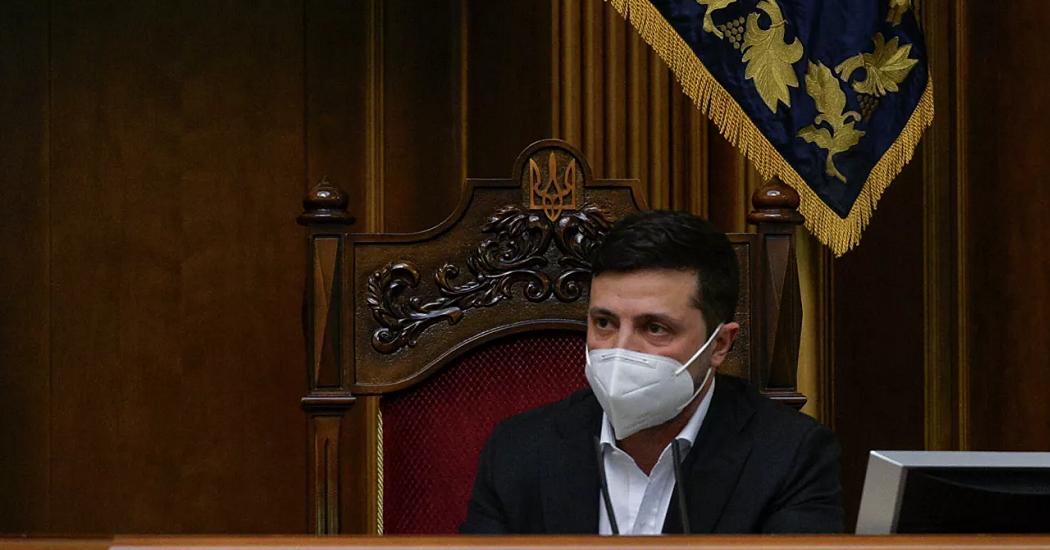 Зеленский подписал закон о запуске рынка земли на Украине