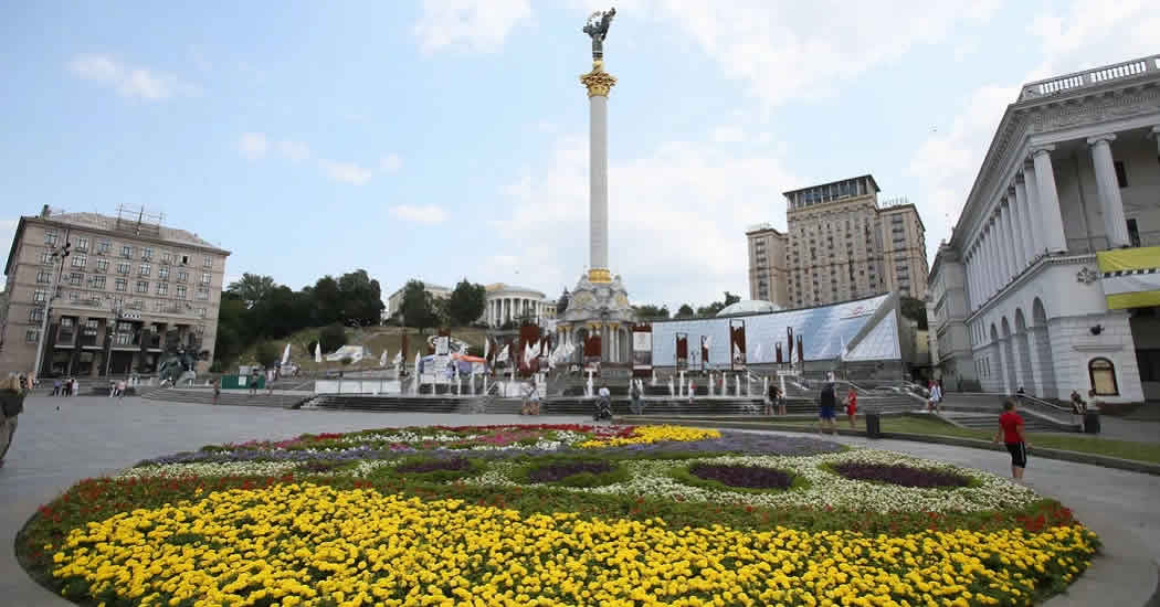 Медведев назвал Майдан будущей площадью России