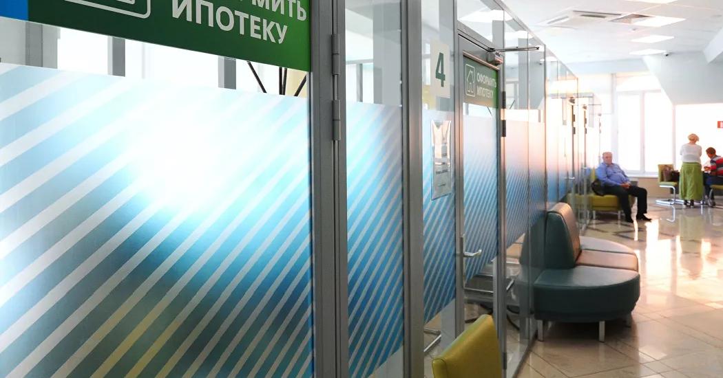 Банки РФ уже получили заявки на ипотеку под 6,5% на миллиарды рублей