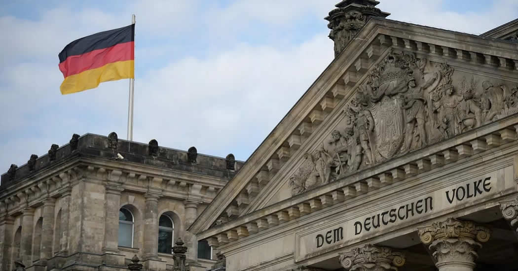 Spiegel: Германия готовит план на случай войны с Россией