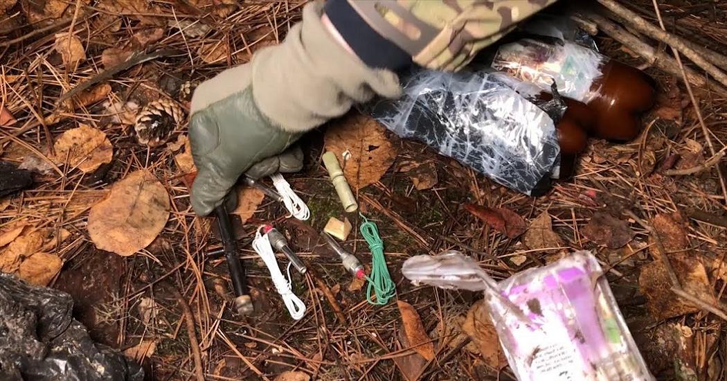 ФСБ нашла в Крыму тайник со взрывчаткой, оборудованный по заданию украинских спецслужб