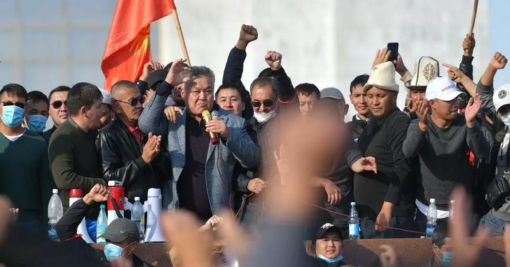 В Совфеде считают, что в Киргизии идет борьба кланов