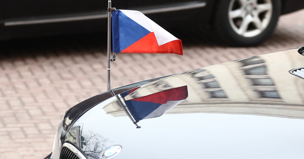 Путин запретил посольствам недружественных стран нанимать персонал в России