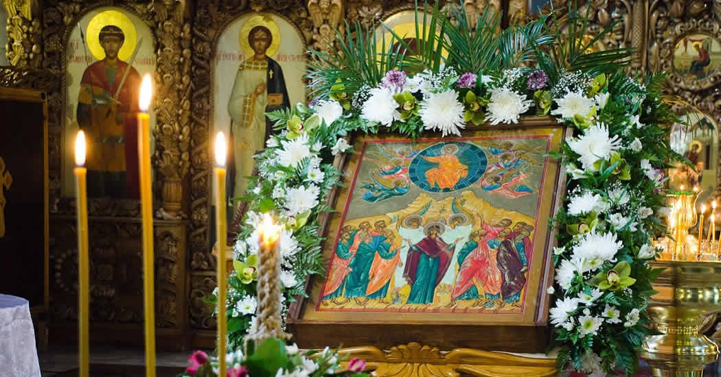 Православные отмечают Троицу