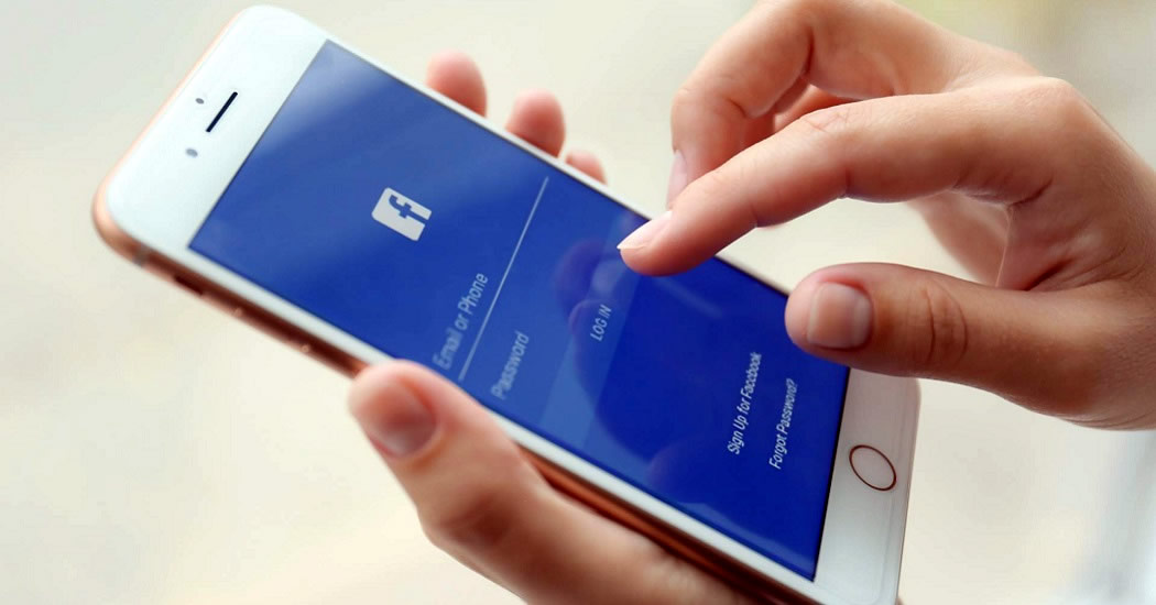 Роскомнадзор заблокировал Facebook и ограничил доступ к Twitter