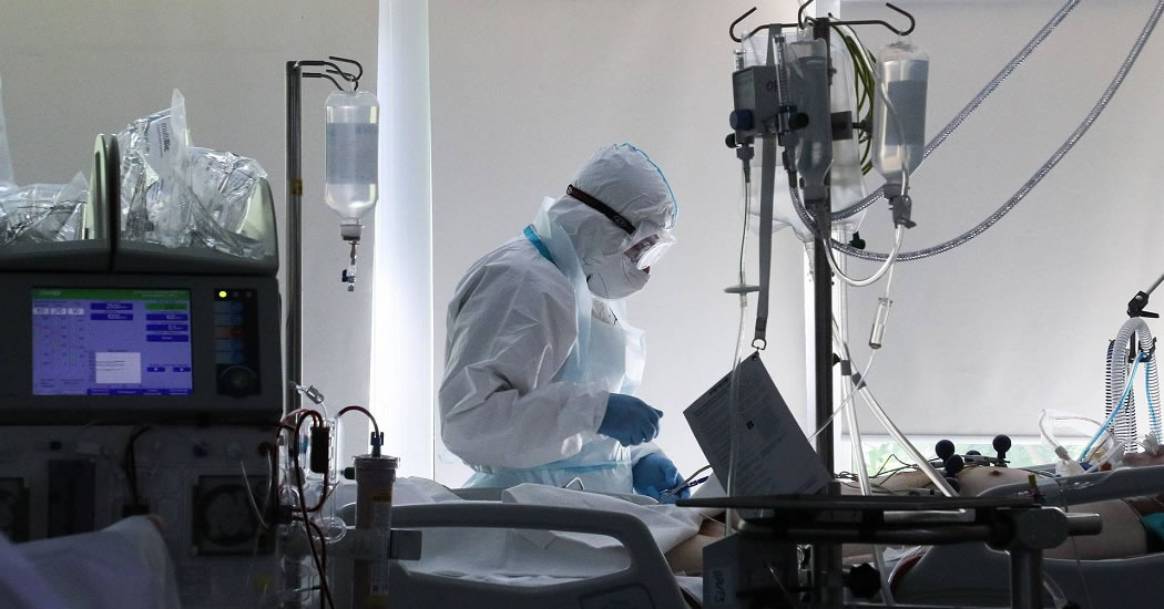 В России выявили 17 906 случаев заражения коронавирусом за сутки. Это максимум с 31 января