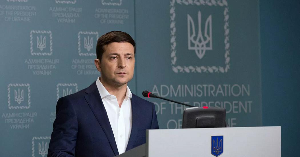 Конституционный суд Украины обвинил Зеленского в превышении полномочий