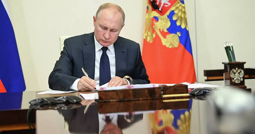 Путин освободил от должности первого заместителя генпрокурора 