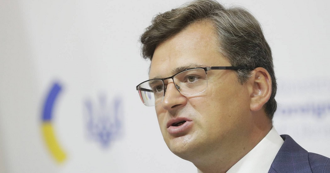 Глава МИД Украины обвинил Россию в "ползучей аннексии" Азова