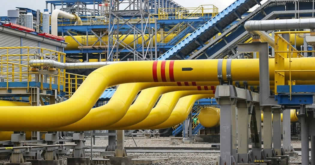 "Газпром" после аварии в Уренгое направил часть конденсата на мощности "НОВАТЭКа"