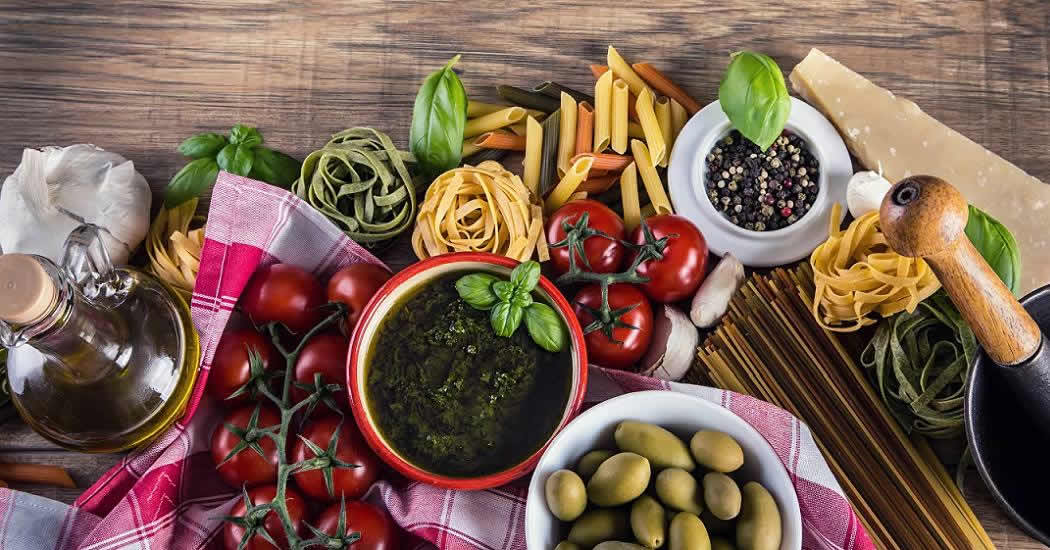 Диетолог рассказала, кому запрещена средиземноморская диета