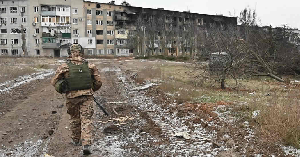 "Вагнер" закрепился в северной части Артемовска, заявил Пушилин