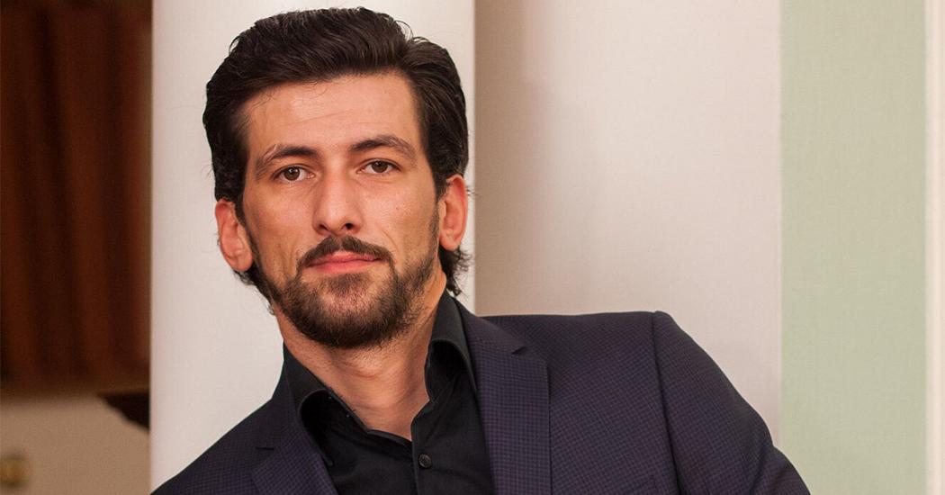 Суд арестовал призывавшего к акциям во Владикавказе певца Чельдиева