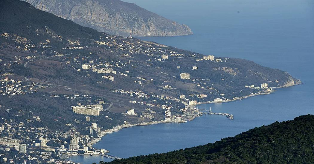 Иностранцам запретили владеть землей в Крыму, Астраханской и Калининградской областях