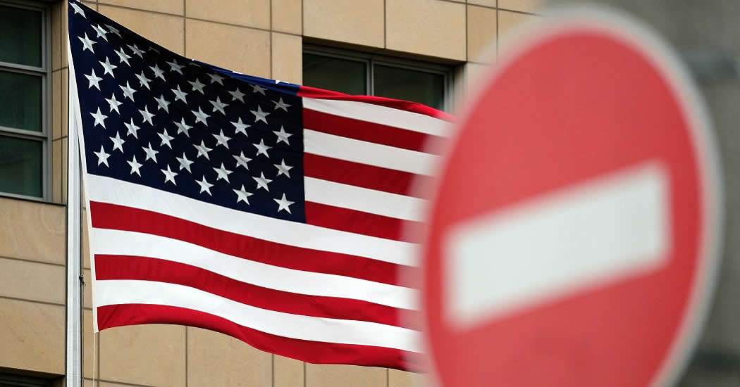 МИД РФ попросил посольство США снять иммунитет с трех дипломатов, подозреваемых в краже