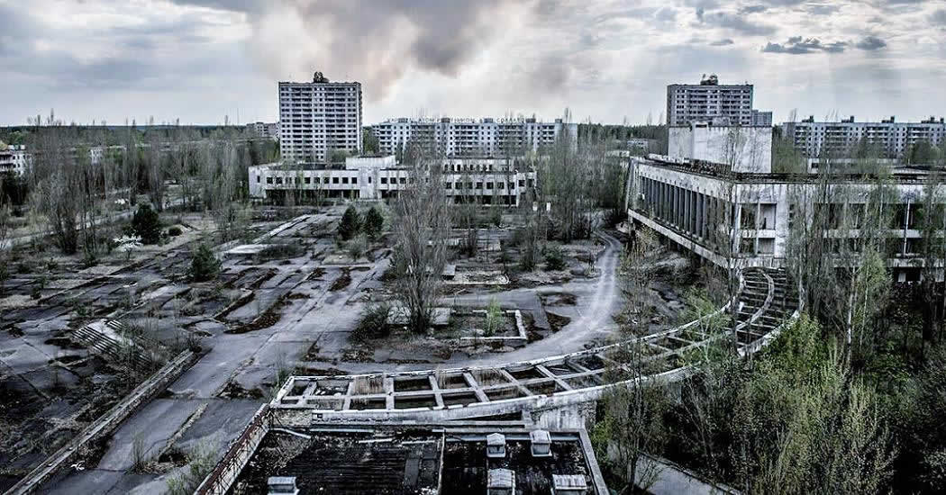 Зеленский предложил разработать план по привлечению туристов в Чернобыль