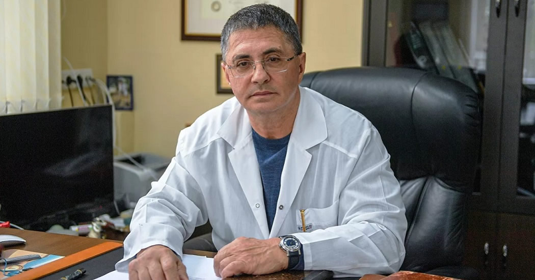 Мясников заступился за силовика, ударившего женщину на незаконной акции
