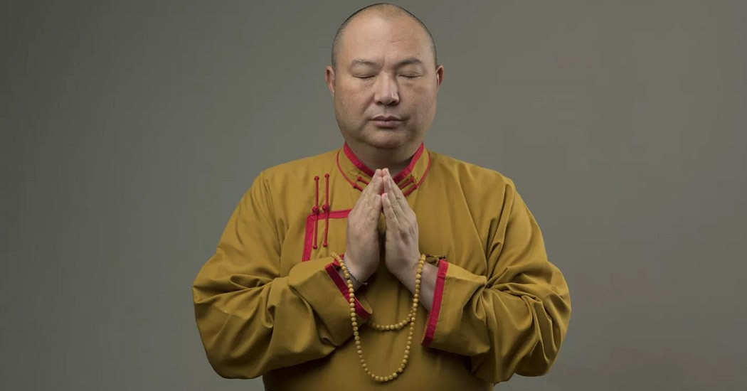 Представитель Далай-ламы ушел с поста верховного ламы Калмыкии