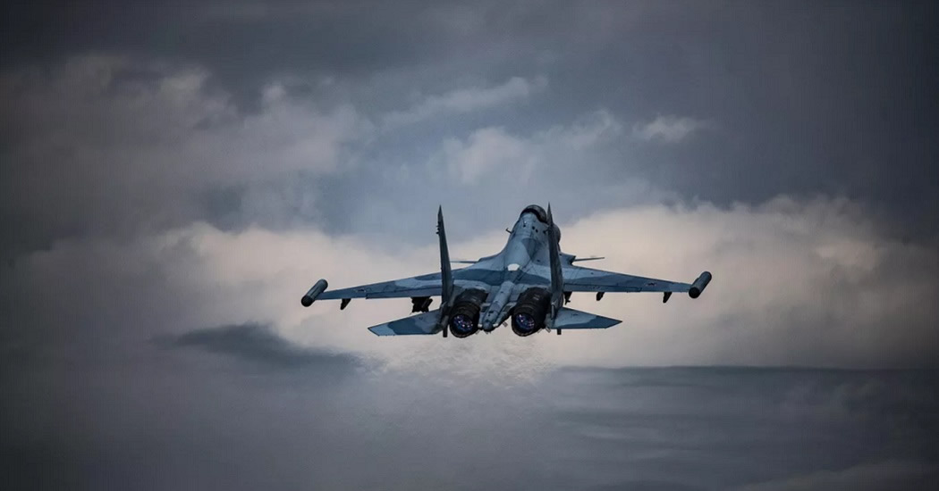 В Сирии истребитель F-35 опасно сблизился с российским Су-35