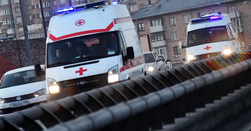 В Москве на дороге высадили смертельно раненного мужчину
