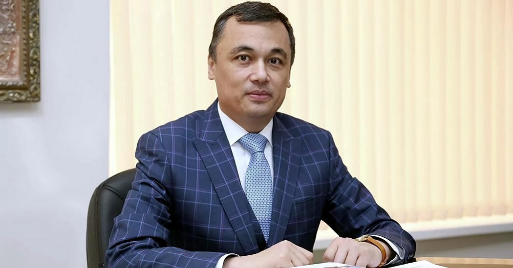 Министр информации Казахстана не стал отвечать на вопрос о запрете на въезд в Россию