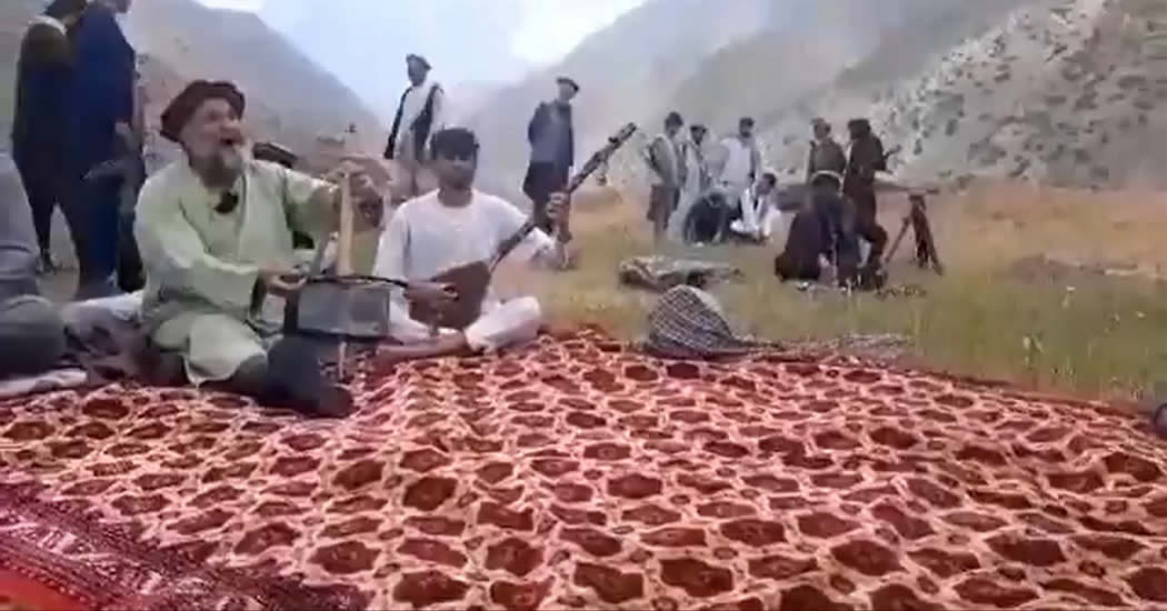 Times Now: талибы вывели из дома и убили афганского певца Фавада Андараби