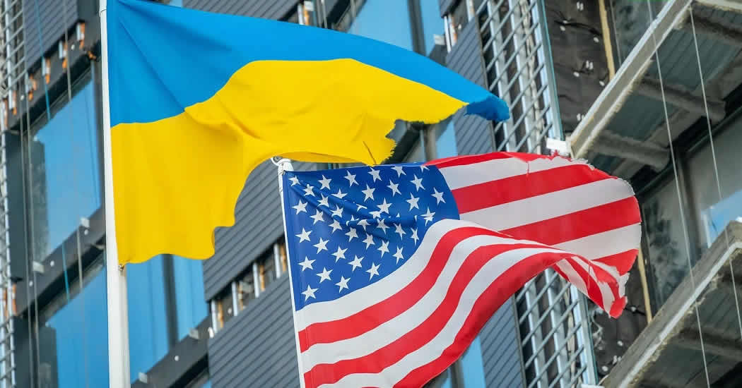 США снабжают Украину оружием в долг, наживаясь на спекулятивных схемах