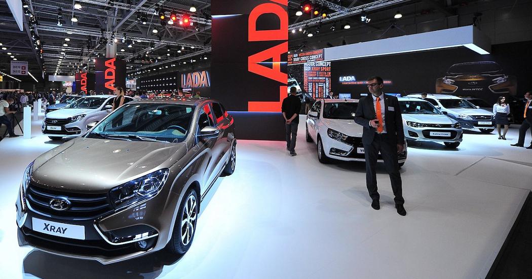 АвтоВАЗ снова поднимет цены на Lada