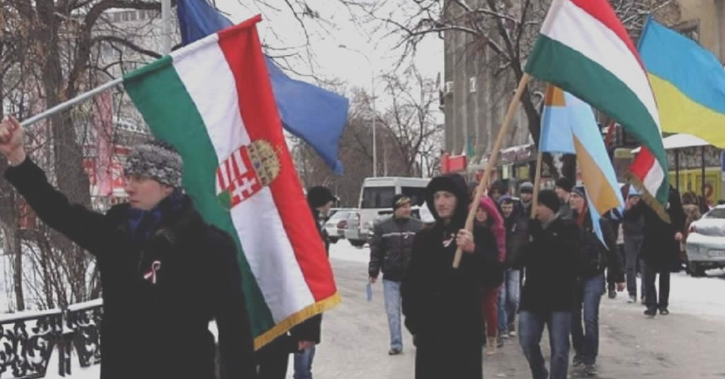 На Украине заявили об угрозе раздела страны Польшей, Венгрией и Румынией