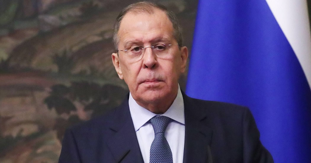 Лавров заявил, что в Чехии "с позором расхлебывают историю со взрывами"