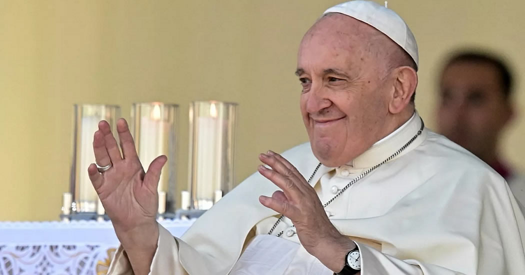 Папа римский попросил прощения у россиян, сообщили в ВСС