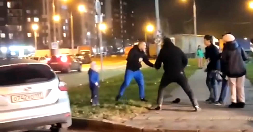 Трех участников нападения на мужчину с ребенком в Новой Москве задержали