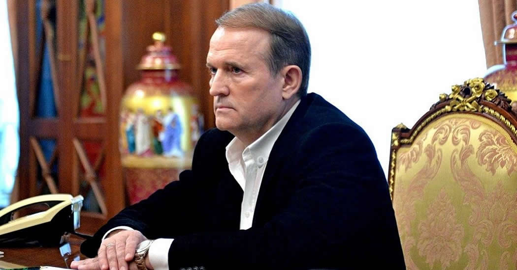 Медведчук: Порошенко упрашивал Путина забрать Донбасс