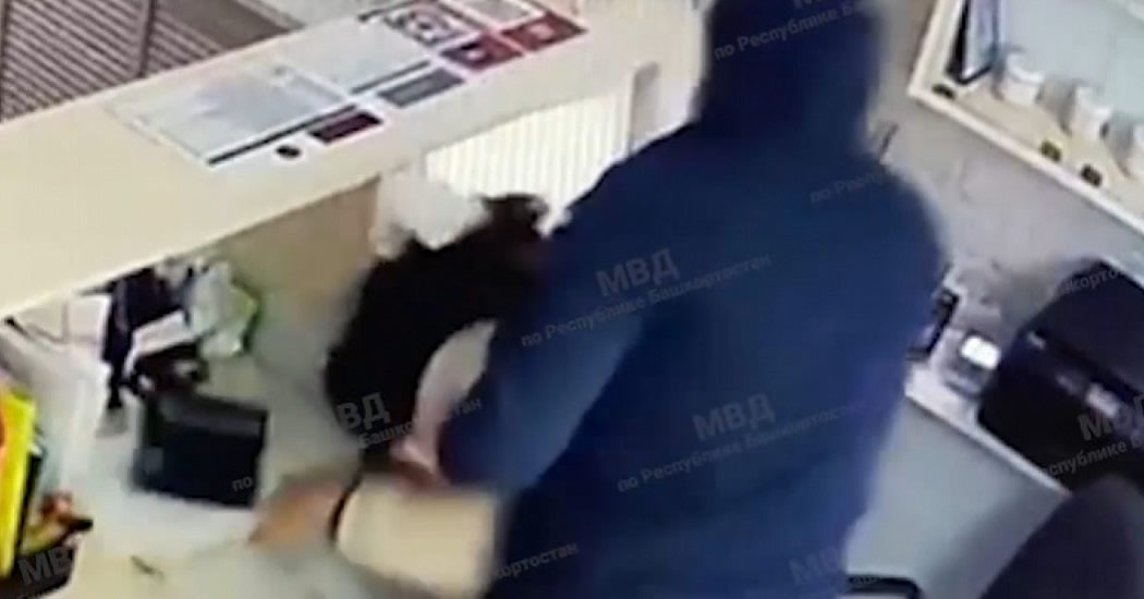 Уфимец после сеанса массажа побежал грабить встречных женщин