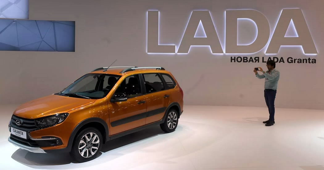 "АвтоВАЗ" разработал первые прототипы автомобилей нового семейства Lada