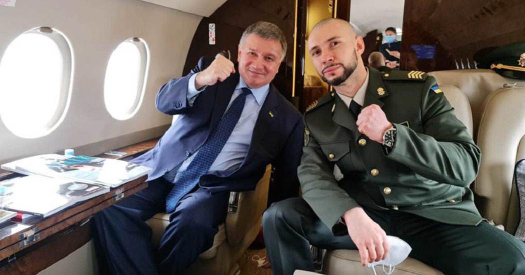 Зеленский наградил нацгвардейца, которого судили за убийство в Донбассе
