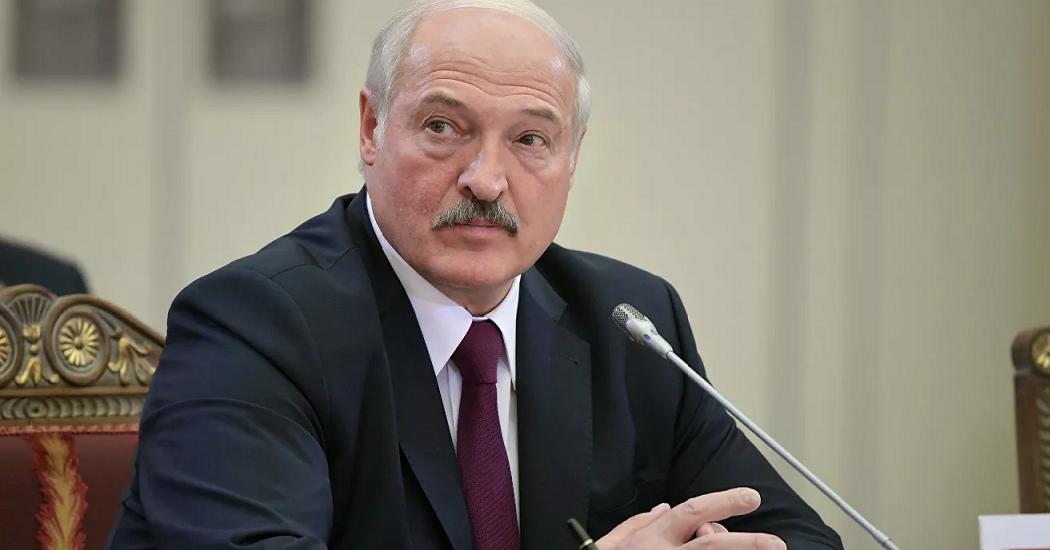 Лукашенко поручил провести переговоры с Казахстаном о поставках нефти