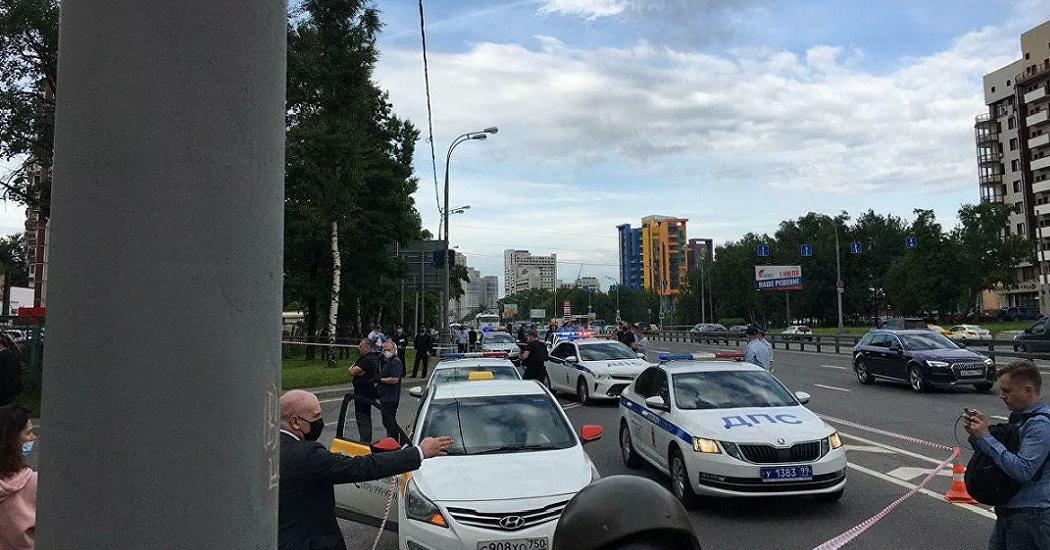 Источник в МВД сообщил о смерти стрелявшего по полицейским в Москве