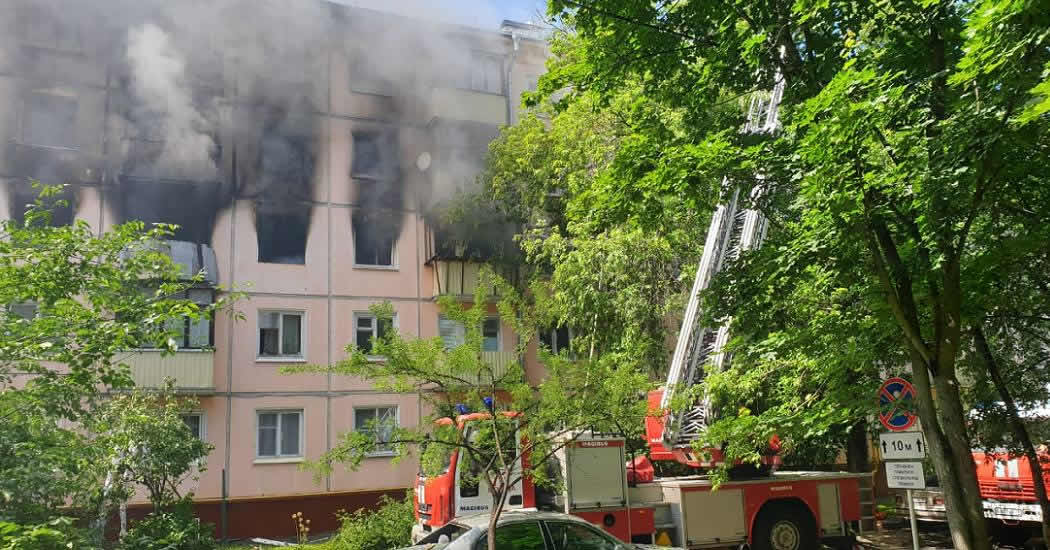 В жилом доме на северо-востоке Москвы прогремел взрыв