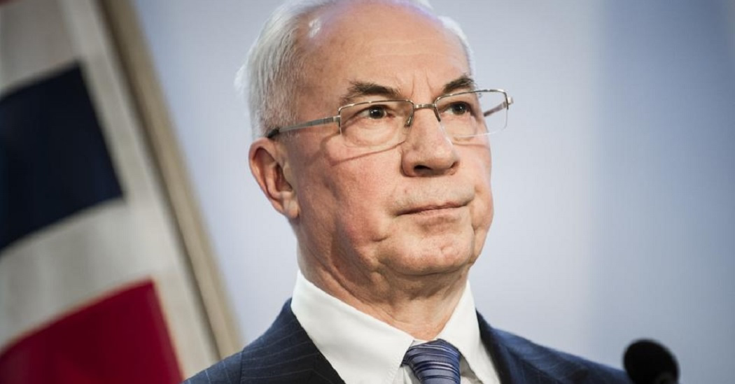 Азаров назвал "реального хозяина" Украины