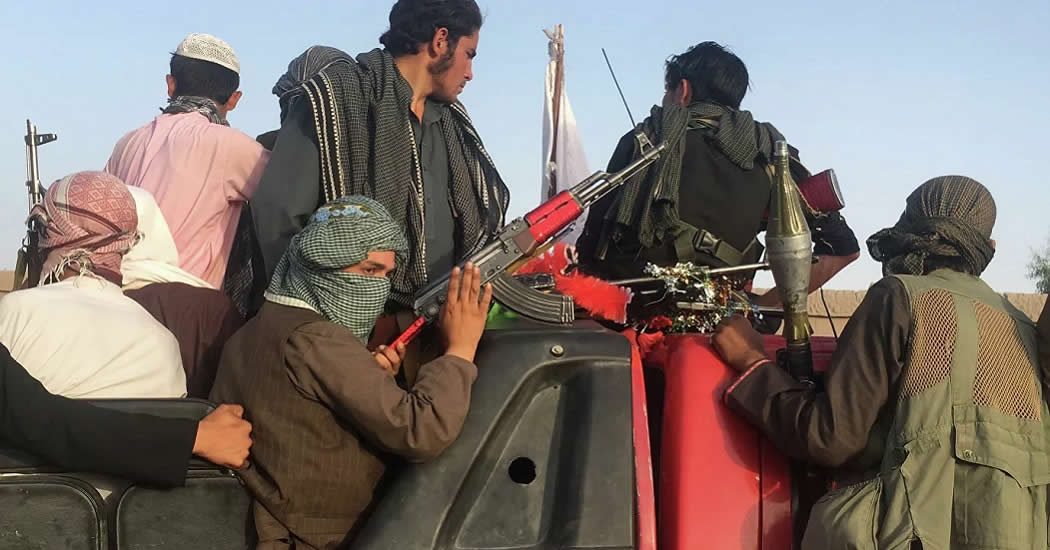 Шойгу призвал ОДКБ готовиться к вторжению боевиков из Афганистана