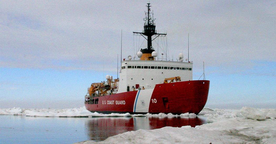 Эксперт прокомментировал решение США отправить корабли в Арктику